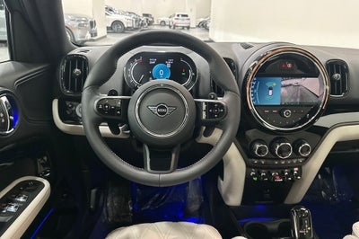 2024 MINI Cooper S Countryman Iconic