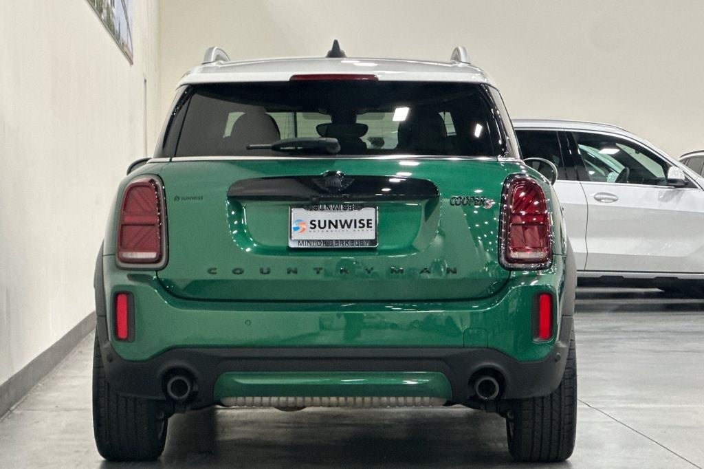 2024 MINI Cooper S Countryman Iconic