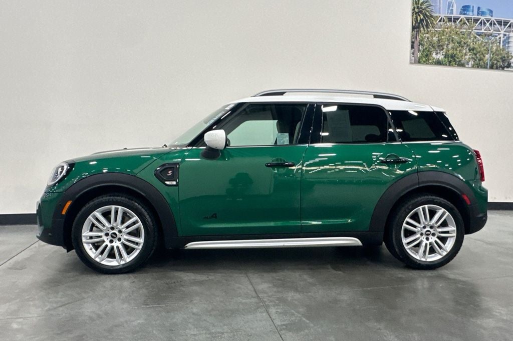 2024 MINI Cooper S Countryman Iconic