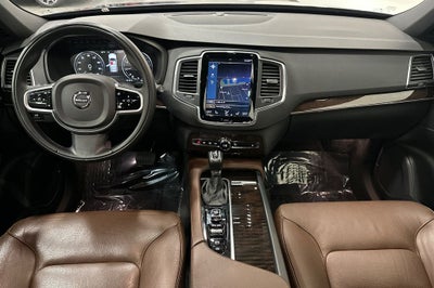 2019 Volvo XC90 T6 Momentum