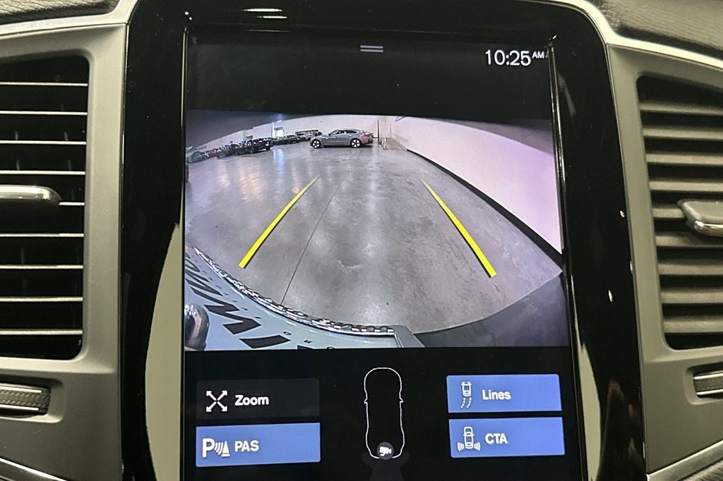 2019 Volvo XC90 T6 Momentum