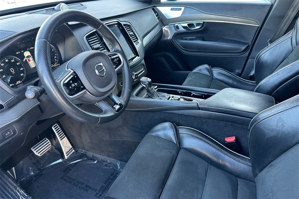 2019 Volvo XC90 T6 R-Design