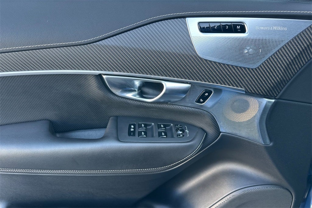 2019 Volvo XC90 T6 R-Design