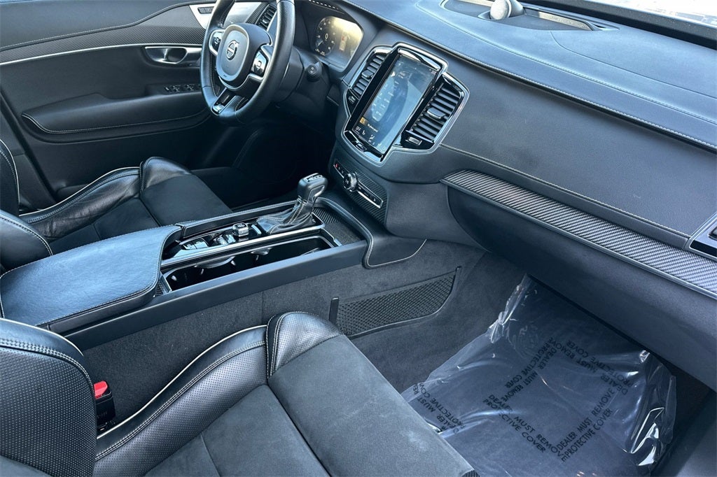 2019 Volvo XC90 T6 R-Design
