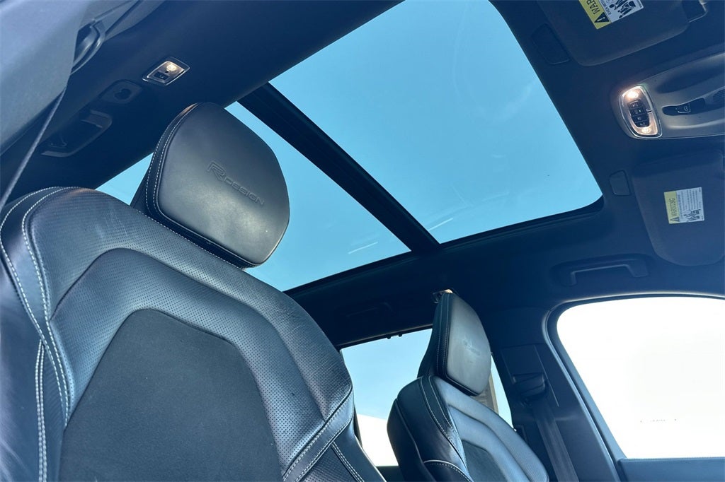 2019 Volvo XC90 T6 R-Design