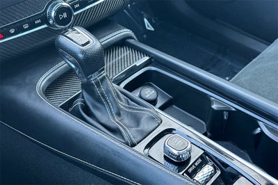 2019 Volvo XC90 T6 R-Design