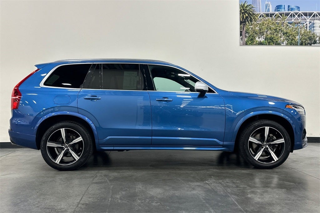 2019 Volvo XC90 T6 R-Design