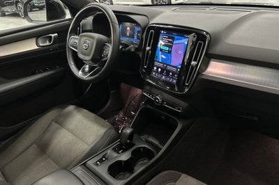 2024 Volvo XC40 B5 Core