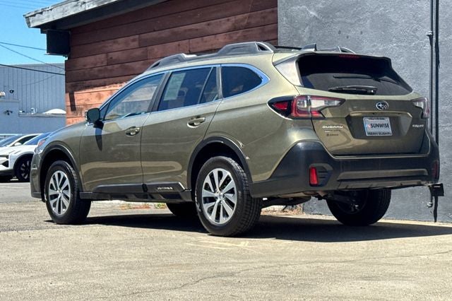 2022 Subaru Outback Premium