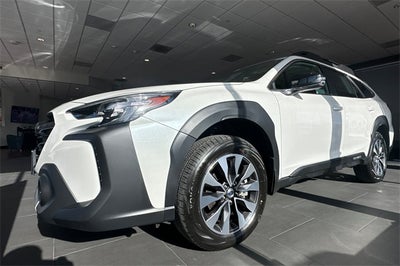 2025 Subaru OUTBACK Limited