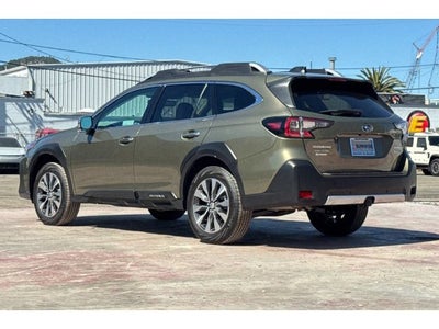 2025 Subaru Outback Touring