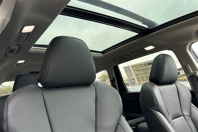 2025 Subaru ASCENT Touring