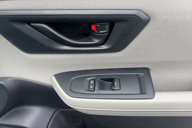 2025 Subaru Forester Base