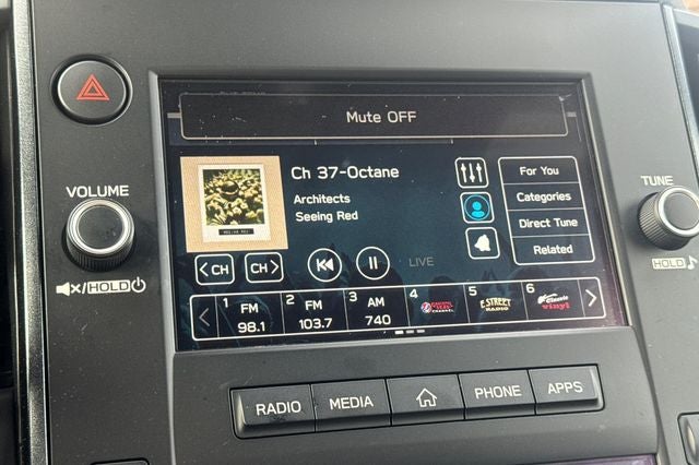 2025 Subaru Forester Base