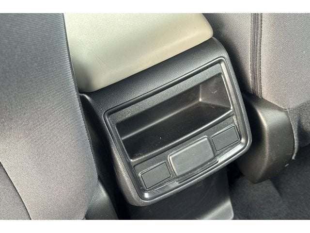 2025 Subaru Forester Base