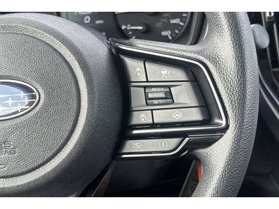 2025 Subaru Forester Base