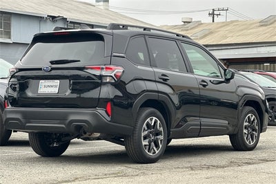 2025 Subaru FORESTER Premium