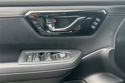 2025 Subaru FORESTER Touring Hybrid