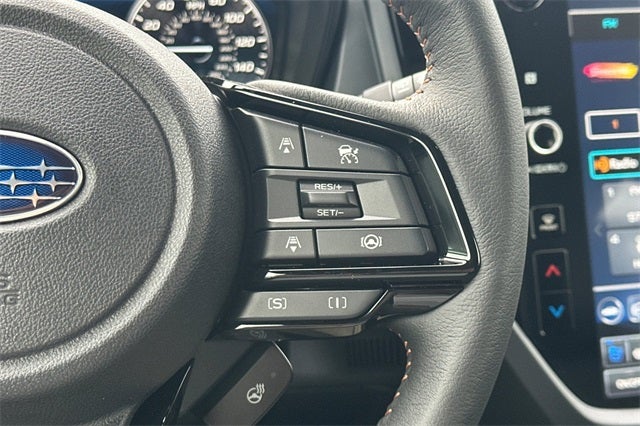 2025 Subaru FORESTER Touring Hybrid