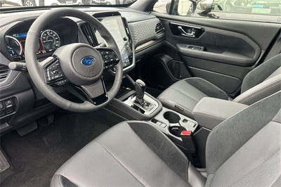 2025 Subaru FORESTER Touring Hybrid