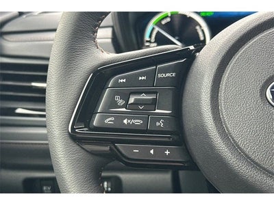 2025 Subaru FORESTER Touring Hybrid