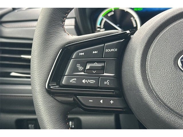 2025 Subaru FORESTER Touring Hybrid