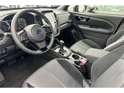 2025 Subaru FORESTER Touring Hybrid