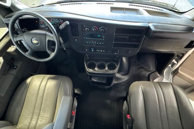 2024 Chevrolet Express 2500 Work Van Cargo