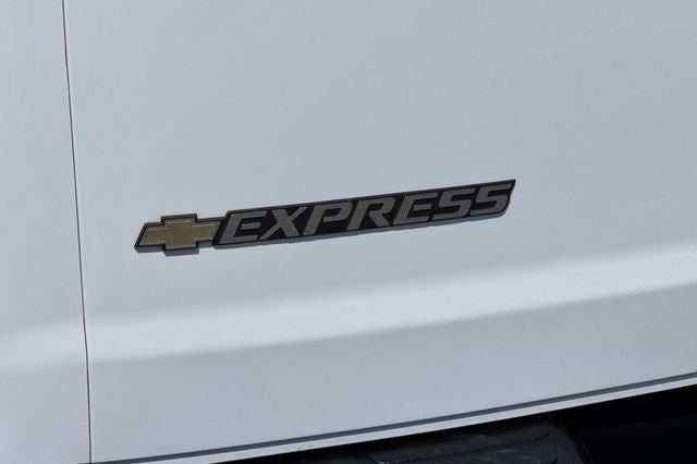 2024 Chevrolet Express 2500 Work Van Cargo