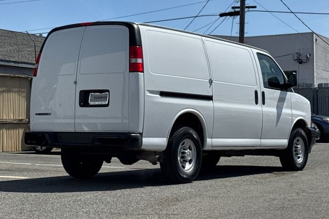 2024 Chevrolet Express 2500 Work Van Cargo