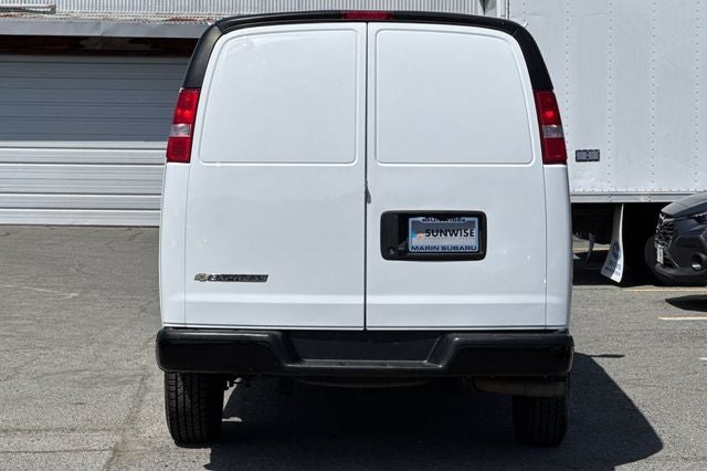 2024 Chevrolet Express 2500 Work Van Cargo