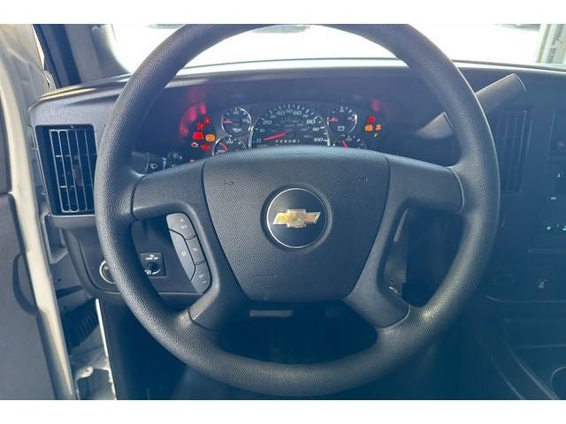 2024 Chevrolet Express 2500 Work Van Cargo