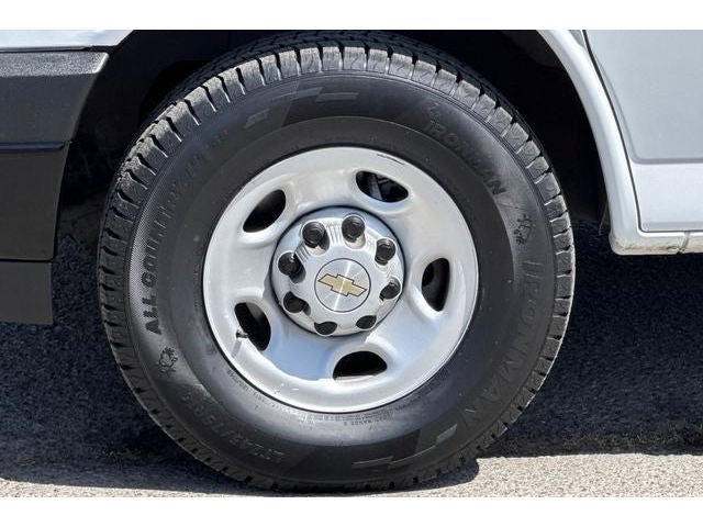 2024 Chevrolet Express 2500 Work Van Cargo