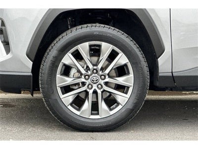 2022 Toyota RAV4 XLE Premium