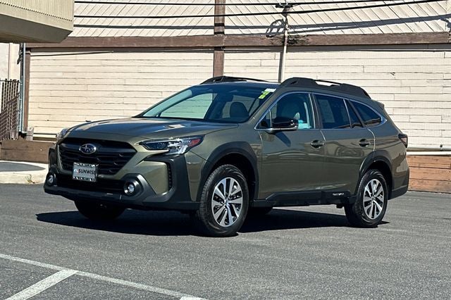 2025 Subaru Outback Premium