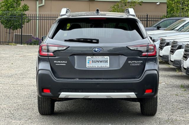 2023 Subaru Outback Touring