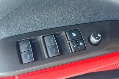 2022 Toyota Camry Hybrid XSE