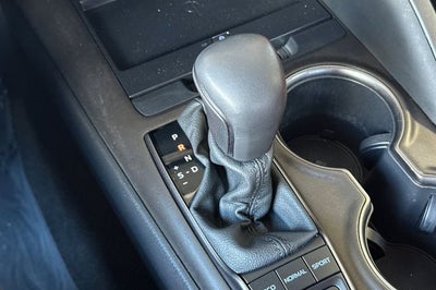 2022 Toyota Camry Hybrid XSE