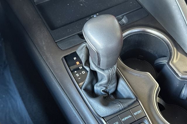 2022 Toyota Camry Hybrid XSE
