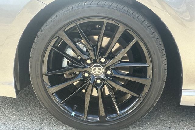 2022 Toyota Camry Hybrid XSE