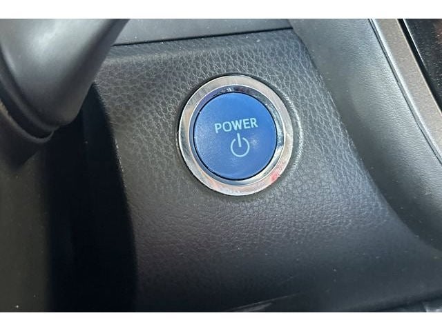 2022 Toyota Camry Hybrid XSE