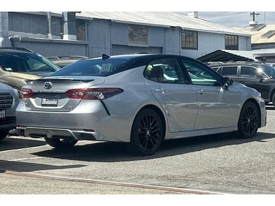 2022 Toyota Camry Hybrid XSE