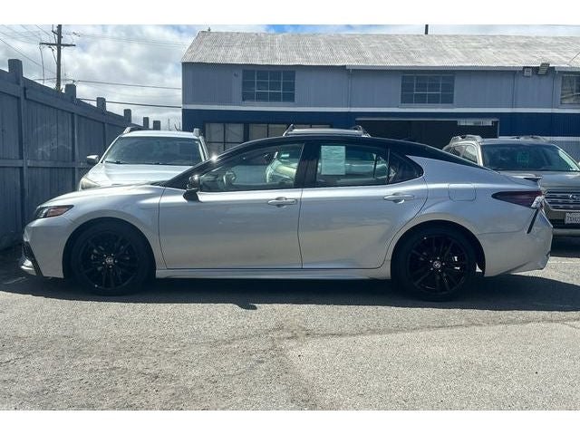 2022 Toyota Camry Hybrid XSE