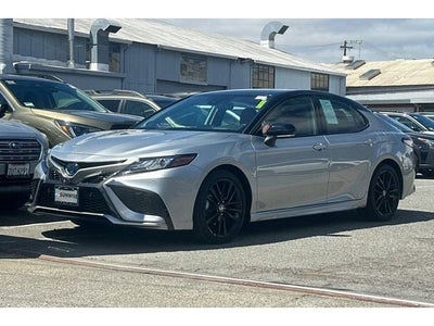 2022 Toyota Camry Hybrid XSE