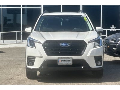 2023 Subaru Forester Premium
