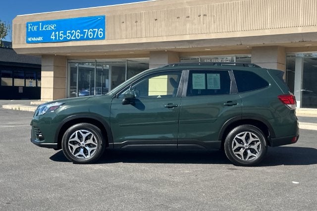 2023 Subaru Forester Premium