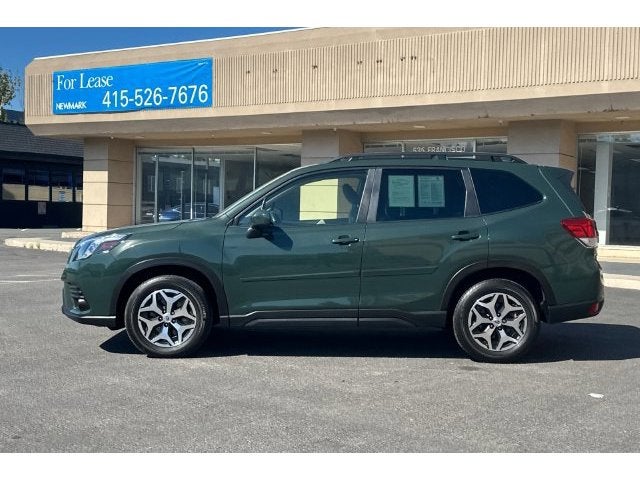 2023 Subaru Forester Premium
