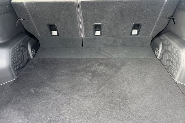 2025 Subaru Forester Base