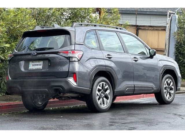 2025 Subaru Forester Base