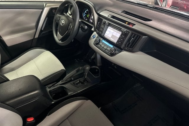 2018 Toyota RAV4 Hybrid LE